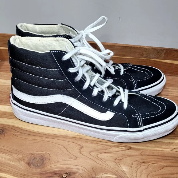 Vans Sk8-Hi sneakers in the classic Black/White color HIGH TOPS WMNS 8.5/MENS 7 - Picture 8 of 16